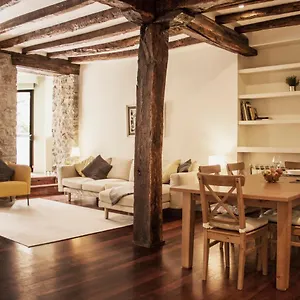 https://central-spacious-and-authentic-family-apartment.sansebastianhotels.net