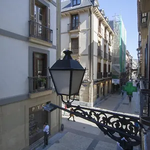 https://bare-by-oldtown-ss-apartments.sansebastianhotels.net